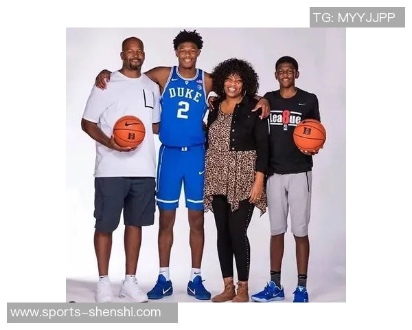 雷迪什称赞詹姆斯接地气与队友关系亲近让人感到舒适